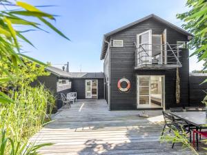 Holiday Home Anouk - 500m from the sea by Interhome