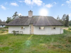 Holiday Home Elenor - 1-1km from the sea by Interhome