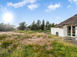 Holiday Home Elenor - 1-1km from the sea by Interhome