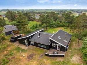 Holiday Home Adrienne - 240m from the sea by Interhome