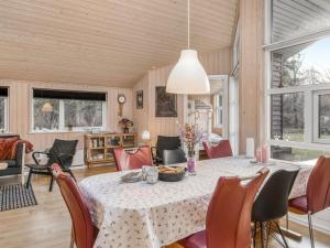 Holiday Home Næwe - 30km from the sea by Interhome