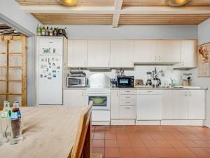 Apartment Hansa - 300m from the sea by Interhome