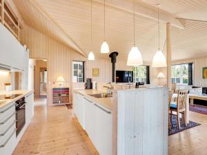 Holiday Home Felicia - 350m from the sea by Interhome