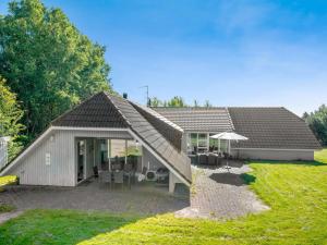 Holiday Home Hera by Interhome