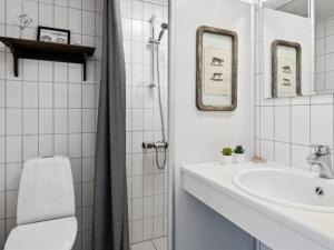 Apartment Reimer - 10m from the sea by Interhome