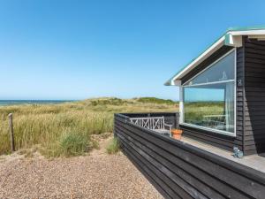 Holiday Home Zina - 50m from the sea by Interhome