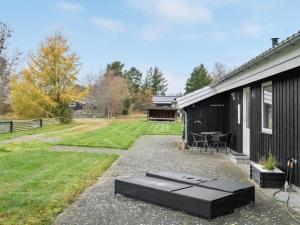 Holiday Home Elni - 900m from the sea by Interhome