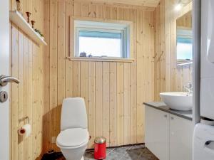 Holiday Home Elni - 900m from the sea by Interhome