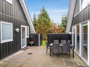 Holiday Home Hejdie - 150m from the sea by Interhome