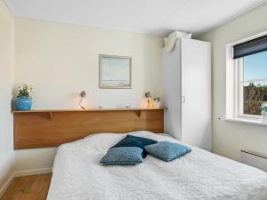 Apartment Dafna - 100m from the sea by Interhome