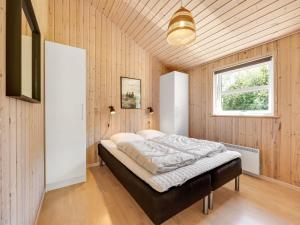 Holiday Home Thorketil - 1-1km from the sea by Interhome