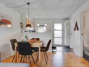 Apartment Amaryllis - 100m from the sea by Interhome