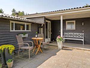 Holiday Home Rudi - 450m from the sea by Interhome