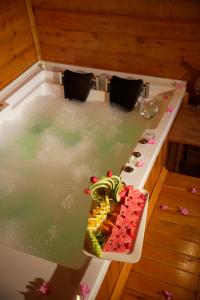 Navy Inn & Bungalows