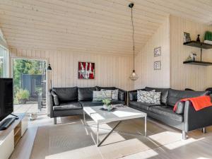 Holiday Home Agved - 1-5km from the sea by Interhome