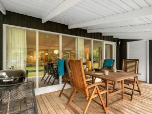 Holiday Home Fergie - 400m from the sea by Interhome