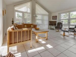 Holiday Home Lyydia - 1km from the sea by Interhome