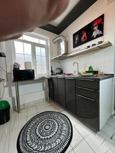 Smarald - Premium Apt in Best Location & Parking