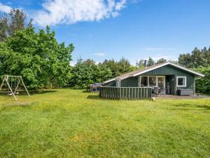 Holiday Home Myrna - 300m from the sea by Interhome