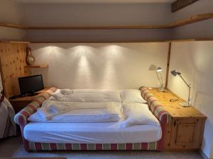 Chesa Grischuna 2pax- Madulain