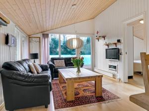 Holiday Home Eli - 1-4km from the sea by Interhome