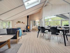 Holiday Home Selver - 250m from the sea by Interhome