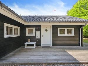 Holiday Home Hejdi - 350m from the sea by Interhome