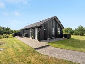 Holiday Home Thure - 1km from the sea by Interhome