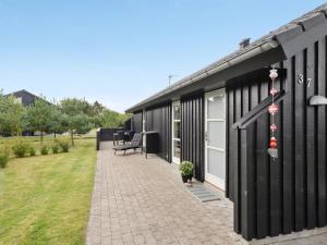 Holiday Home Thure - 1km from the sea by Interhome