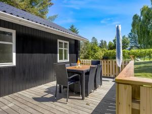 Holiday Home Marise - from the sea by Interhome