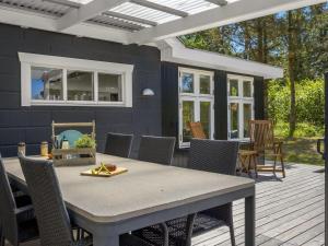 Holiday Home Marise - from the sea by Interhome