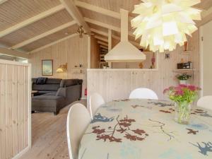 Holiday Home Siegrid - 250m from the sea by Interhome