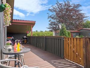 Holiday Home Aima - 400m from the sea by Interhome