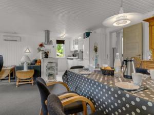 Holiday Home Aima - 400m from the sea by Interhome