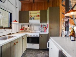 Holiday Home Tenho - 4-4km from the sea by Interhome