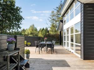 Holiday Home Todor - 1-1km from the sea by Interhome