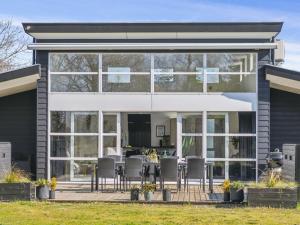 Holiday Home Todor - 1-1km from the sea by Interhome