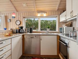 Holiday Home Hane - 150m from the sea by Interhome