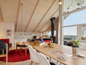 Holiday Home Hane - 150m from the sea by Interhome