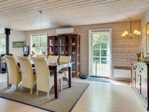 Holiday Home Tian - from the sea by Interhome