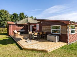 Holiday Home Sveina - 600m from the sea by Interhome