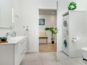 Holiday Home Cholena - 700m from the sea by Interhome