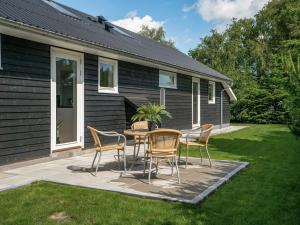 Holiday Home Cholena - 700m from the sea by Interhome