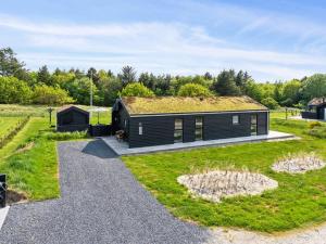 Holiday Home Dyke - 1-5km from the sea by Interhome