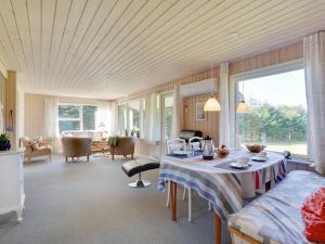Holiday Home Josefiina - 450m to the fjord by Interhome