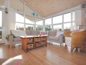 Holiday Home Einette - 3-5km from the sea by Interhome