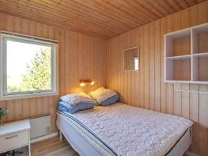 Holiday Home Yanne - 400m from the sea by Interhome