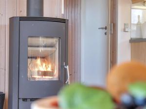 Holiday Home Yanne - 400m from the sea by Interhome