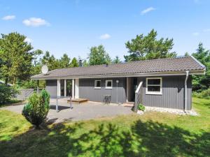 Holiday Home Sighbiorn - 950m from the sea by Interhome