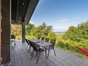 Holiday Home Andri - 600m to the fjord by Interhome